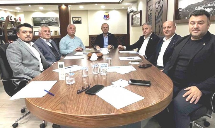 Arslan Keleş’ten İlçenin Geleceğine Yönelik İstişare Toplantısı