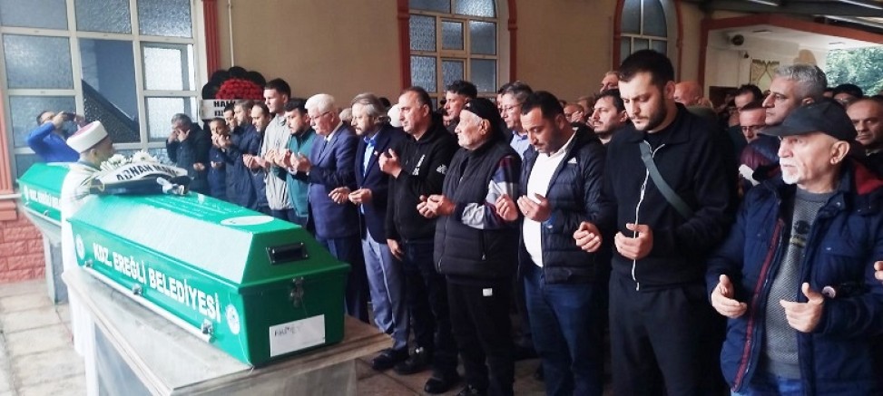 CEMAL DERE DUALARLA SONSUZLUĞA UĞURLANDI