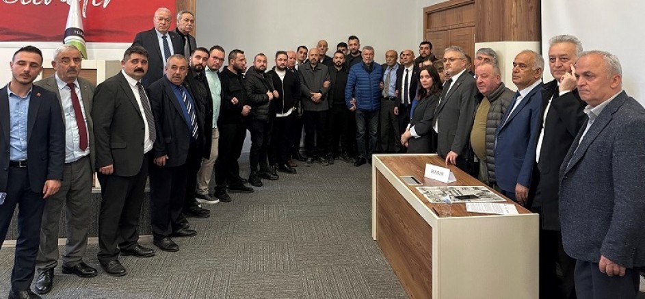 CHP’liler salona duvar ördüler