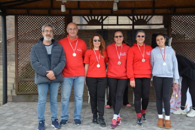 Gülüç'te kano kürek yarışları nefes kesti!