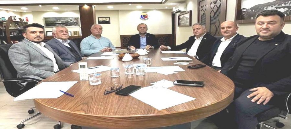 Arslan Keleş’ten İlçenin Geleceğine Yönelik İstişare Toplantısı