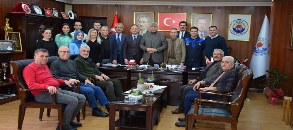 BAŞKAN KARA'NIN  BİR YIL ÖNCE GÖREVE GELİŞİ KUTLANDI