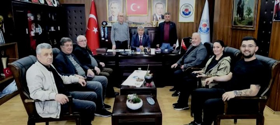 BAŞKAN KARA’YA UMRE DÖNÜŞÜ ZİYARET AKINI