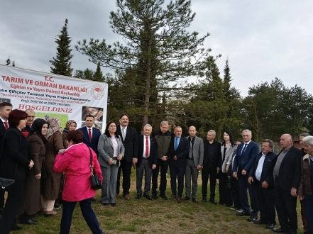 EREĞLİ'DE  KADINLAR SALEP TARIMI İÇİN  BİLGİLENDİRİLDİLER