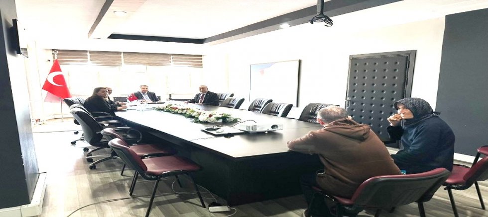 KAYMAKAM YILMAZ HALKIN SORUNLARINI DİNLİYOR