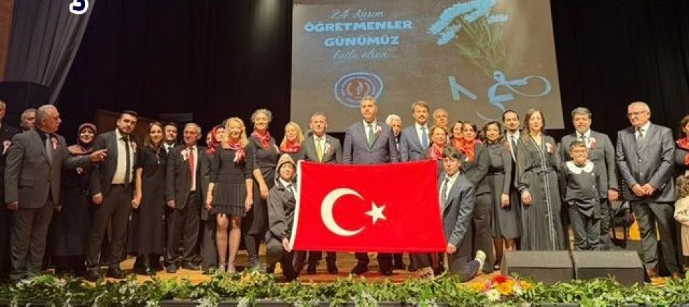 ÖĞRETMENLER GÜNÜ KUTLANDI