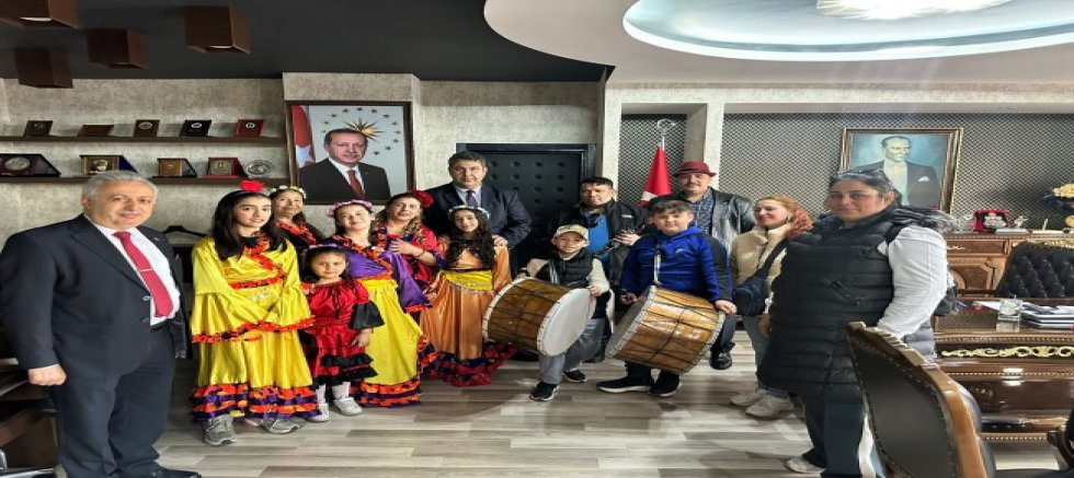 Roman vatandaşlardan Kaymakam Yılmaz’a ziyaret