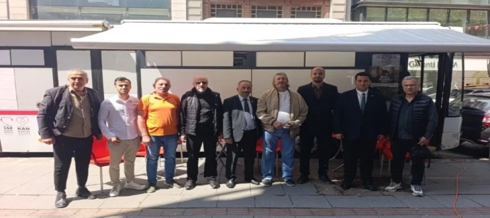 ZONGULDAK GAZETECİLER CEMİYETİ’NDEN ÖRNEK FARKINDALIK “BİRBİRİMİZE CANDAN BAĞLIYIZ”