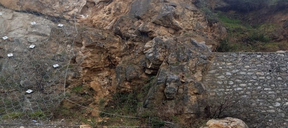 Zonguldak Ilıksu’da heyelan ekipleri harekete geçirdi