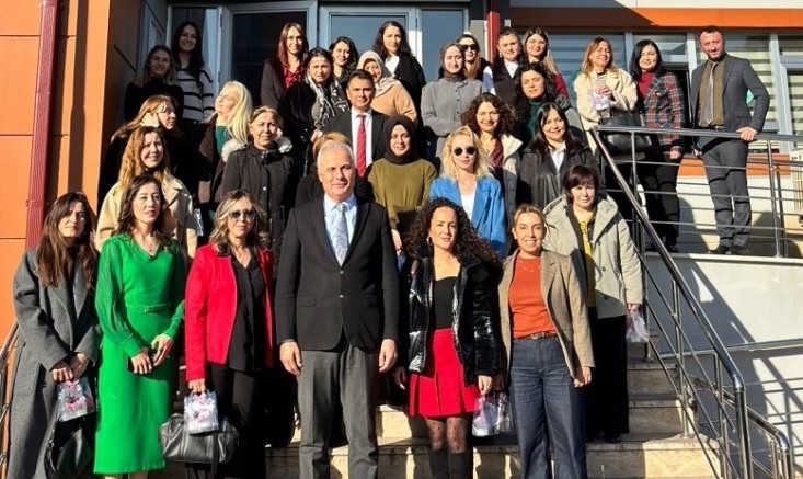 MİLLİ EĞİTİMDE 8 MART KUTLANDI