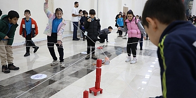 2. Hayat Boyu Öğrenme Şenliğinde hem eğlendiler hem öğrendiler