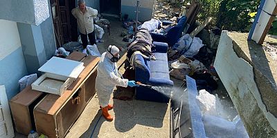 3 MAHALLE'DE İLAÇLAMA VE DEZENFEKSİYON ÇALIŞMASI