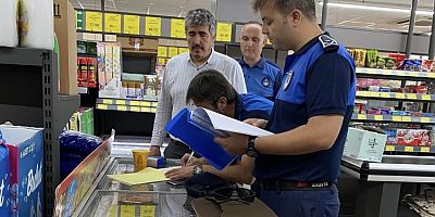 Alaplı’da marketlere ceza yağdı
