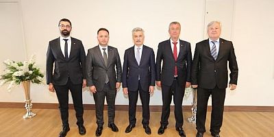 BAŞKAN SELÇUK VE EKİBİNDEN DANIŞTAY BAŞKANI YİĞİT’E ZİYARET