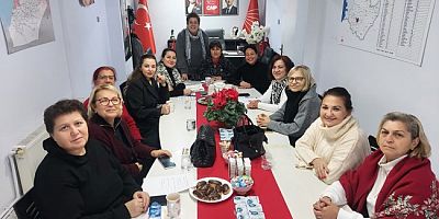 CHP KADIN KOLLARI 2025 YILININ SON TOPLANTISINI YAPTI