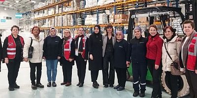 CHP'Lİ KADINLAR 8 MART'I BAYAR GLOBAL FABRİKASI'NDA KUTLADI