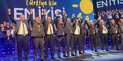 Demirtaş ve Sesli İYİ Parti aday tanıtım toplantısında