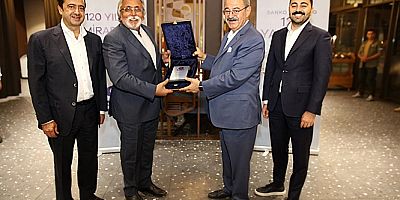 DUAYEN GAZETECİ ÇİÇEK TEŞEKKÜR PLAKETİ İLE UĞURLANDI