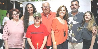 EFSANE BAŞKANA  MUHTEŞEM DOĞUM GÜNÜ SÜPRİZİ