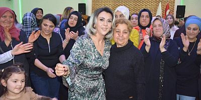 GÜLÜÇ'DE KADINLAR MATİNESİ'NE YOĞUN İLGİ