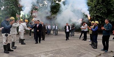 GMİS BAŞKANI YEŞİL HAVAİ FİŞEKLERLE KARŞILANDI