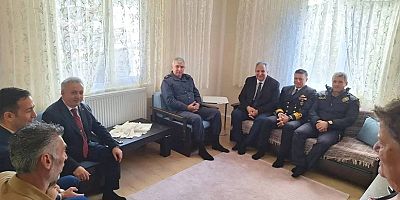 KAYMAKAM YAPICI’DAN DEPREM ZEDE AİLESİNE ZİYARET