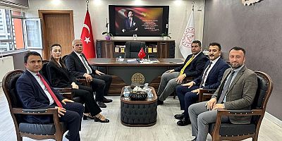 KAYMAKAM YILMAZ’DAN MİLLİ EĞİTİM MÜDÜRÜ AKGÜL’E ZİYARET