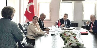 KAYMAKAM YILMAZ,HALK GÜNLERİNE DEVAM EDİYOR