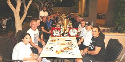 Kdz.Ereğli Turgut Tanyıldız Masterler takımı şampiyonluğu kutladı