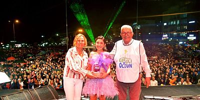 Melek Mosso, Kdz. Ereğlilileri coşturdu