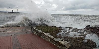 Meteorolojiden denizlerde fırtına uyarısı