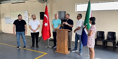 NEJDET TISKA OĞLU GÜNEY AFRİKADA ÇALIŞANLARIYLA BULUŞTU