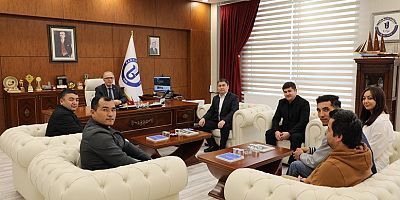 Özbekistan’dan akademisyenler BARÜ’yü ziyaret etti