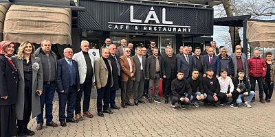 SANAAT VE MESLEK LİSESİ MEZUNLARI LAL KAFEDE BULUŞTU