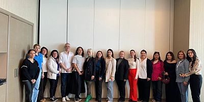 SEMPOZYUMDA ULUSLARARASI AĞLAR VE MESLEKİ DAYANIŞMA ÖNE ÇIKTI