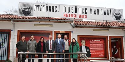 Sesli: “Atatürk kırmızı çizgimizdir”