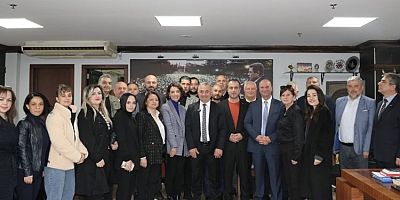 Sesli ve ekibi Türk Metal Sendikasına gitti