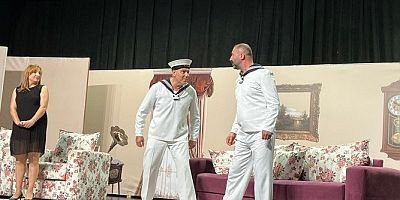 SÜT KARDEŞLER’LE GÜLDÜLER