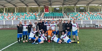 Turgut Tanyıldız Masterler şampiyonluk için yola çıkıyor