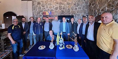 Türk Metal'den Fenerbahçelilere 'hayırlı olsun' ziyareti