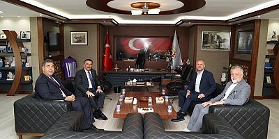 Vali Hacıbektaşoğlu’ndan TSO’ya ziyaret 