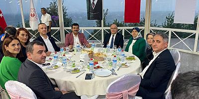 VALİ TUTULMAZ GİDERKEN  EYLEM VEKİLE AYIP ETTİ