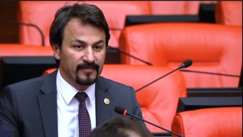 ÖĞRENCİLERE BANKA HESAP  ZORUNLULUĞU YEMEKTEN MAHRUM KALMASI AMAÇLANIYOR